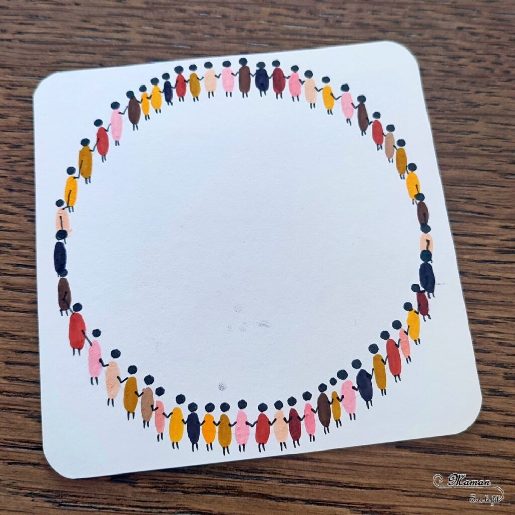 Activité créative et manuelle enfants - Dessiner un cercle de gens de différentes couleurs qui se tiennent la main - Thème autour du monde, géographie, amour, respect, bienveillance, acceptation des différences - Technique de dessin facile - Effet relief et ombres - Feutres différentes couleurs de peau - Facile et rapide - Carte à offrir - Arts visuels et atelier Maternelle et élémentaire - Créativité - Cycle 1 ou 2 - tutoriel photos - mslf