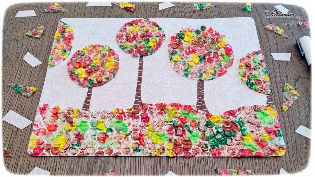 Activité créative et manuelle enfants - Créer des arbres Automne avec du papier à bulles peint - Tableau automnal avec une technique de peinture rigolote - Récup', recyclage, surcyclage - Découpage, peinture, collage, cercle et dessin - Arts visuels - Bricolage - Thème Automne, forêt, arbres - Bricolage facile et rapide - Arts visuels et atelier Maternelle et élémentaire - Créativité - Cycle 1 ou 2 - tutoriel photos - mslf