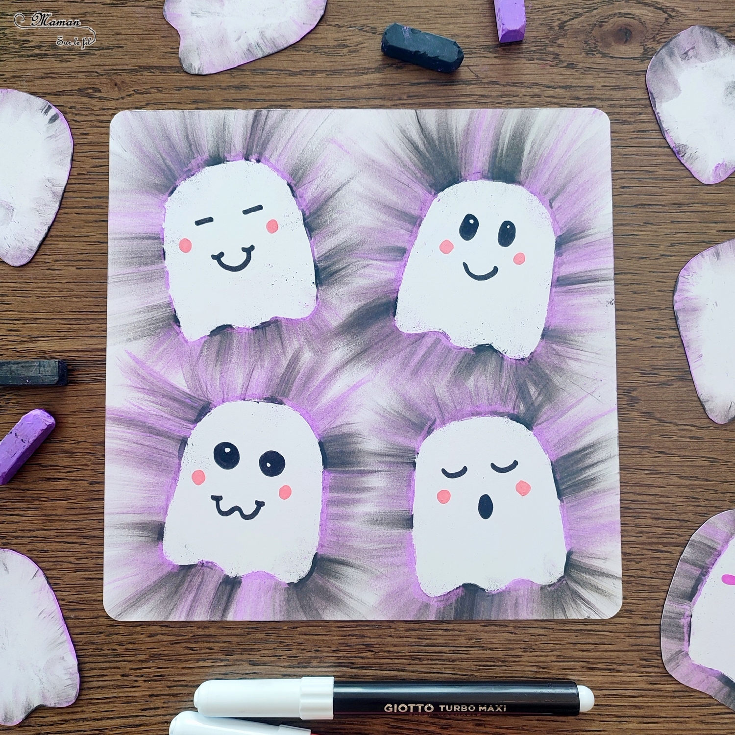 Activité créative et manuelle enfants - Créer des fantômes avec des pastels étalés - Technique avec des pastels secs qui donne un effet lumineux - aux couleurs d'Halloween : violet et noir - Etaler le pastel avec le doigts, sensoriel - Dessin - Thème Halloween mignon - Bricolage facile et rapide - Arts visuels et atelier Maternelle et élémentaire - Créativité - Cycle 1 ou 2 - tutoriel photos - mslf