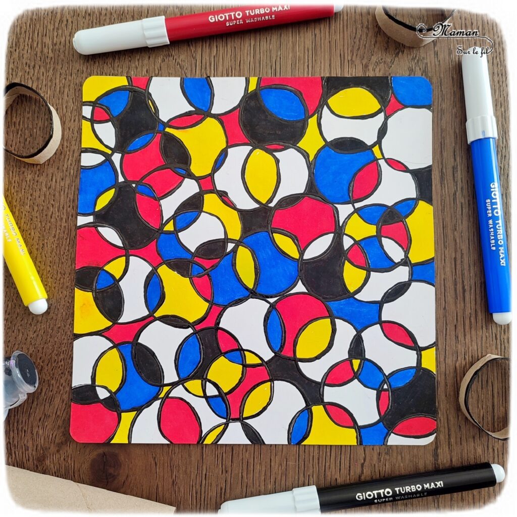 Activité créative et manuell.e enfants - Peindre un tableau Récup' à la façon de Piet Mondrian - Peinture, empreintes de rouleaux de papier toilette en carton - recyclage et surcyclage de rouleaux de PQ - Coloriage aux feutres couleurs primaires et noir - A la manière de... - Thème Art et artistes - Autour du monde, géographie, Europe, Pays-bas - Bricolage facile et rapide - Arts visuels et atelier Maternelle et élémentaire - Créativité - Cycle 1 ou 2 - tutoriel photos - mslf