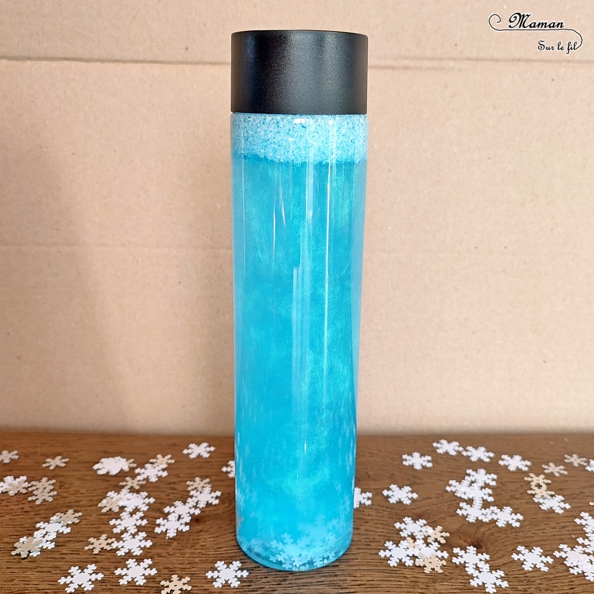 Bouteille Sensorielle Hivernale Activit Maman Sur Le Fil bouteille-sensorielle-hivernale-activit-maman-sur-le-fil