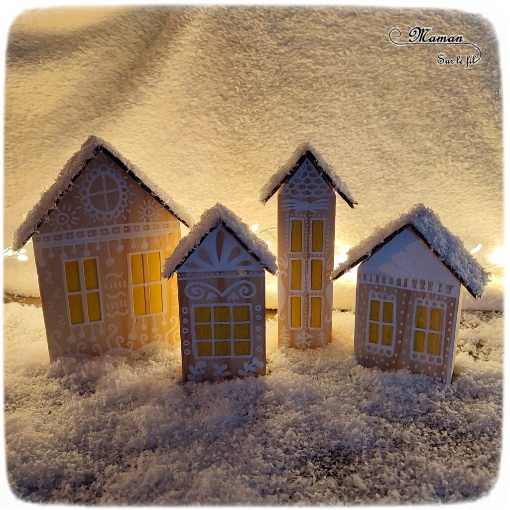 Fabriquer un village d'hiver en bois et récup' : activité créative, récup' et manuelle enfants - Bricolage et décoration facile à faire - Recyclage, surcyclage de carton - Maisons en bois avec toit enneigé en carton - Découpage, collage, fausse neige - Dessins et graphismes blancs - Bricolage sympa pour une décoration hivernale - Arts visuels et Bricolage - Thème hiver, neige, nuit - Arts visuels et atelier Maternelle et élémentaire - Créativité - Cycle 1 ou 2 - tutoriel photos - mslf