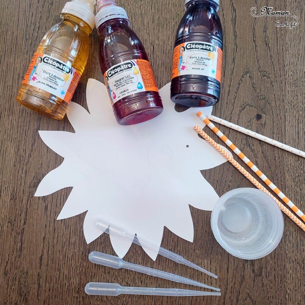 Décorer des masques à l'encre soufflée à la paille pour le carnaval : activité créative et manuelle enfants - Masques en papier cartonné (fleur et soleil) décorés avec la technique de l'encre soufflée - Pipettes et pailles - Graphismes et dessins noirs pour le contraste - Arts visuels et Bricolage maternelle ou élémentaire (cycles 1, 2) - Thème carnaval, Mardi-Gras, déguisement, printemps, fleurs, météo, soleil - Créativité - tutoriel photos - mslf