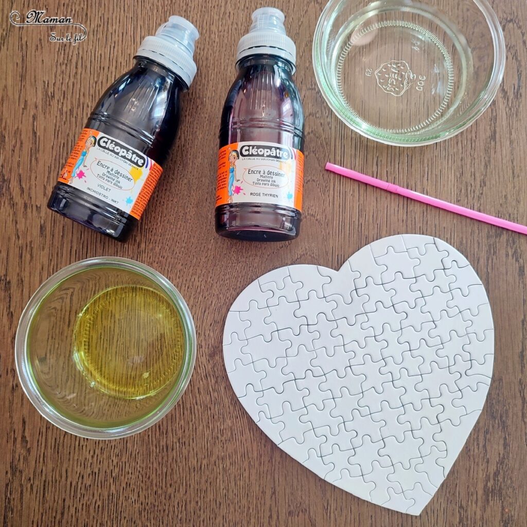 Décorer un puzzle Coeur en carton avec la technique de l'encre et des bulles de savon : activité créative et manuelle enfants - Jeu DIY - Encre, Liquide vaisselle, paille et travail du souffle - Effet aquarelle - Cadeau à offrir pour la Saint Valentin, la fête des mères, pères, grands-mères-, grands-pères... - Arts visuels et Bricolage maternelle ou élémentaire (cycles 1, 2 et 3) - Thème Saint-Valentin, Amour, Amitié, à offrir - Créativité - tutoriel photos - mslf