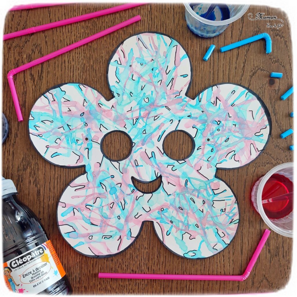 Décorer des masques à l'encre soufflée à la paille pour le carnaval : activité créative et manuelle enfants - Masques en papier cartonné (fleur et soleil) décorés avec la technique de l'encre soufflée - Pipettes et pailles - Graphismes et dessins noirs pour le contraste - Arts visuels et Bricolage maternelle ou élémentaire (cycles 1, 2) - Thème carnaval, Mardi-Gras, déguisement, printemps, fleurs, météo, soleil - Créativité - tutoriel photos - mslf