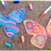 Créer des papillons multicolores en encre et graphismes : activité créative, peinture et manuelle enfants - Colorer le papillon avec de l'encre à dessiner - Suivre les couleurs et décorer avec différents graphismes et couleurs - Effet aborigène graphique - Bricolage sympa et rigolo - Arts visuels Maternelle et cycle 2 - Thème Insectes et petites bêtes, jardin, printemps - Arts visuels et atelier Maternelle et élémentaire - Créativité - Cycle 1 ou 2 - tutoriel photos - mslf