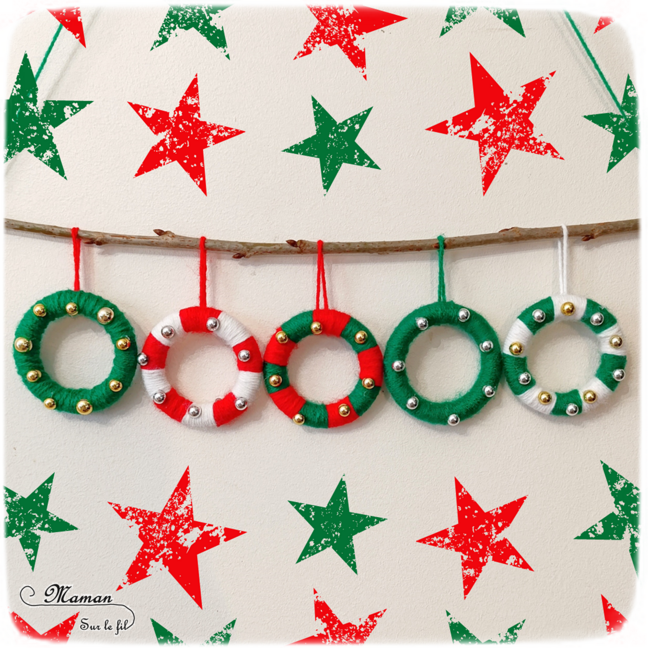 Baker Ross Couronnes De Noël En Bois – Lot De 10 – DIY Déco – Anneaux 11,5 Cm – Corde Rouge Incluse – Activité Enfant