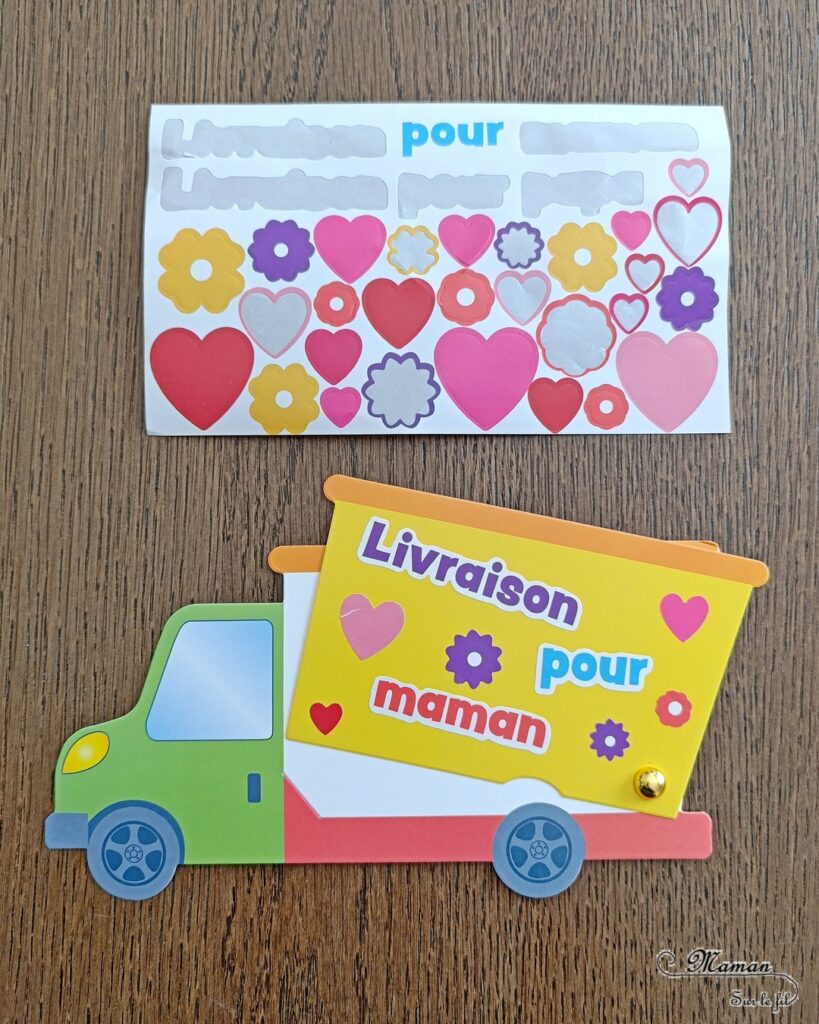 Cartes Camions pour la fête des mères, des pères ou des parents : activité créative et manuelle enfants - Le tutoriel et matériel viennent de chez 10 Doigts - Kit tout compris pour un cadeau DIY et Fait maison pour la fête des mères ou des pères - Message caché avec la benne qui s'ouvre - Gommettes et Photos possible - Mignon et coloré - Cartes à offrir Bricolage et cadeau DIY - Bricolage Fait maison à offrir - Fête des mères, pères, grands-mères, grands-pères, parents - Pour les enseignants en fin d'année - Thème Fêtes, amour, amitié, Saint-Valentin - Bricolage sympa et facile - Arts visuels Maternelle et cycle 2 - Maternelle et élémentaire - Créativité - Cycle 1 ou 2 - tutoriel photos - mslf
