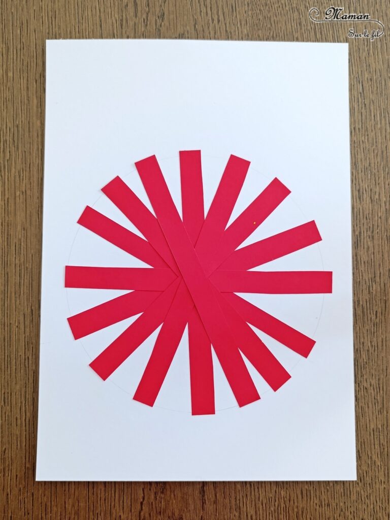 Créer une coccinelle en collage de bandes de papier : activité créative et manuelle enfants - Géométrie avec utilisation de la règle et du compas - Découpage, collage, perforatrice rond - Dessins et graphismes - Thème Insectes et petites bêtes, printemps - Bricolage et décoration sympa et facile - Arts visuels maternelle et élémentaire - Cycles 1 et 2 - Créativité - tutoriel photos - mslf