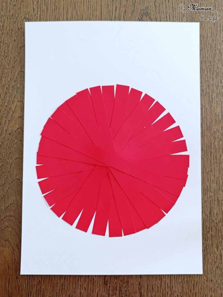 Créer une coccinelle en collage de bandes de papier : activité créative et manuelle enfants - Géométrie avec utilisation de la règle et du compas - Découpage, collage, perforatrice rond - Dessins et graphismes - Thème Insectes et petites bêtes, printemps - Bricolage et décoration sympa et facile - Arts visuels maternelle et élémentaire - Cycles 1 et 2 - Créativité - tutoriel photos - mslf