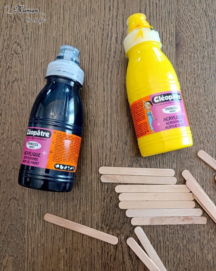 Fabriquer une abeille avec des bâtonnets de glace en bois : activité créative, récup et manuelle enfants - Recyclage, surcyclage de bâtonnets en bois - Peinture, collage - Yeux mobiles, fils chenille pour les antennes et papier calque pour les ailes - Abeille carrée mignonne - Thème Insectes et petites bêtes, printemps - Bricolage et décoration sympa et facile - Arts visuels maternelle et élémentaire - Cycles 1 et 2 - Créativité - tutoriel photos - mslf