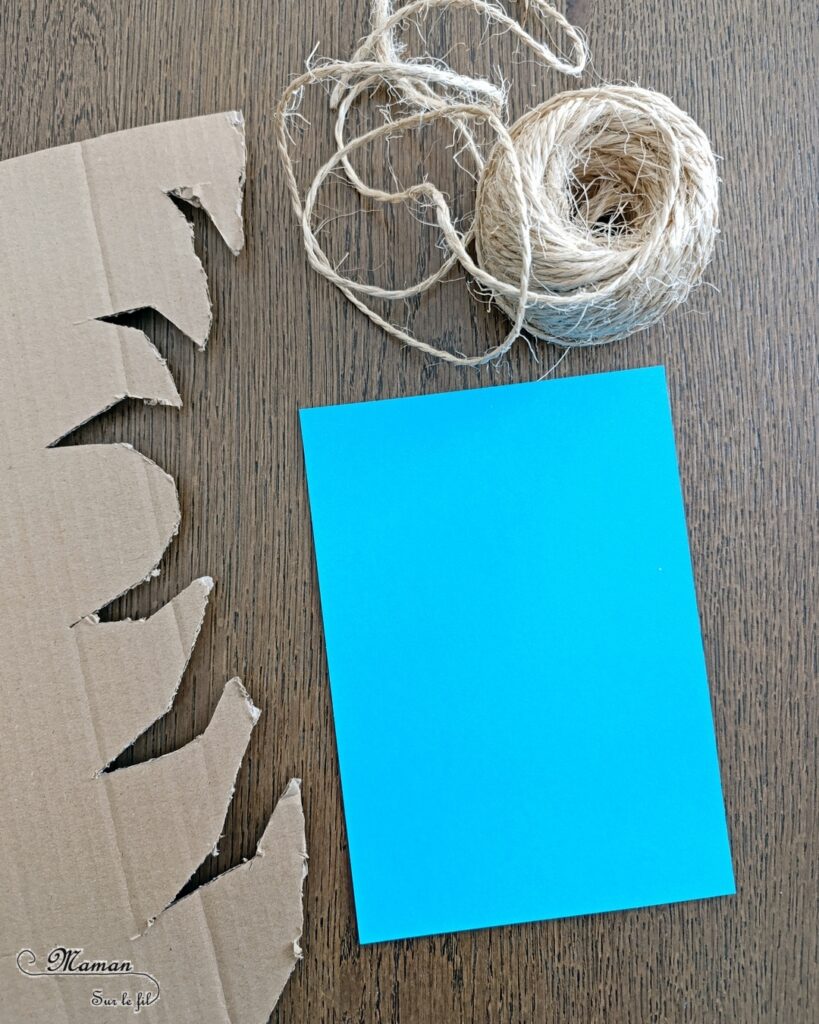 Créer des montgolfières Coeurs en carton pour la fête des mères : activité créative, recyclage et manuelle enfants - Récup', recyclage, surcyclage de carton épais, déchiré et ondulé - Découpage, collage - Petite corde et laine - Dessin et graphismes - Carte, cadeau DIY, fait maison à offrir pour la fête des mères, pères, grands-mères, grands-pères, parents - Amour, amitié, Saint Valentin - Véhicules - Bricolage et décoration sympa et facile - Arts visuels maternelle et élémentaire - Cycles 1 et 2 - Créativité - tutoriel photos - mslf