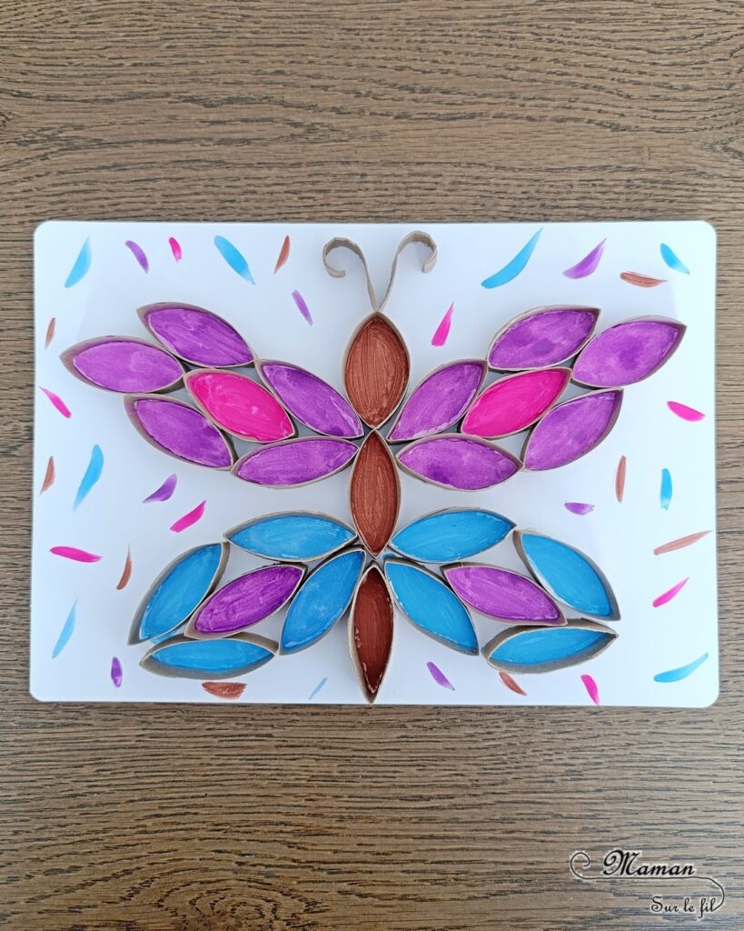 Créer un papillon coloré en récup' de rouleaux de papier toilette et peinture : activité créative, recyclage et manuelle enfants - Bandes de rouleaux de PQ en carton découpées et collées sur une feuille - Aide pour peindre le papillon - Découverte de la symétrie - Thème Insectes et petites bêtes, printemps - Bricolage et décoration sympa et facile - Arts visuels maternelle et élémentaire - Cycles 1 et 2 - Créativité - tutoriel photos et vidéo - mslf