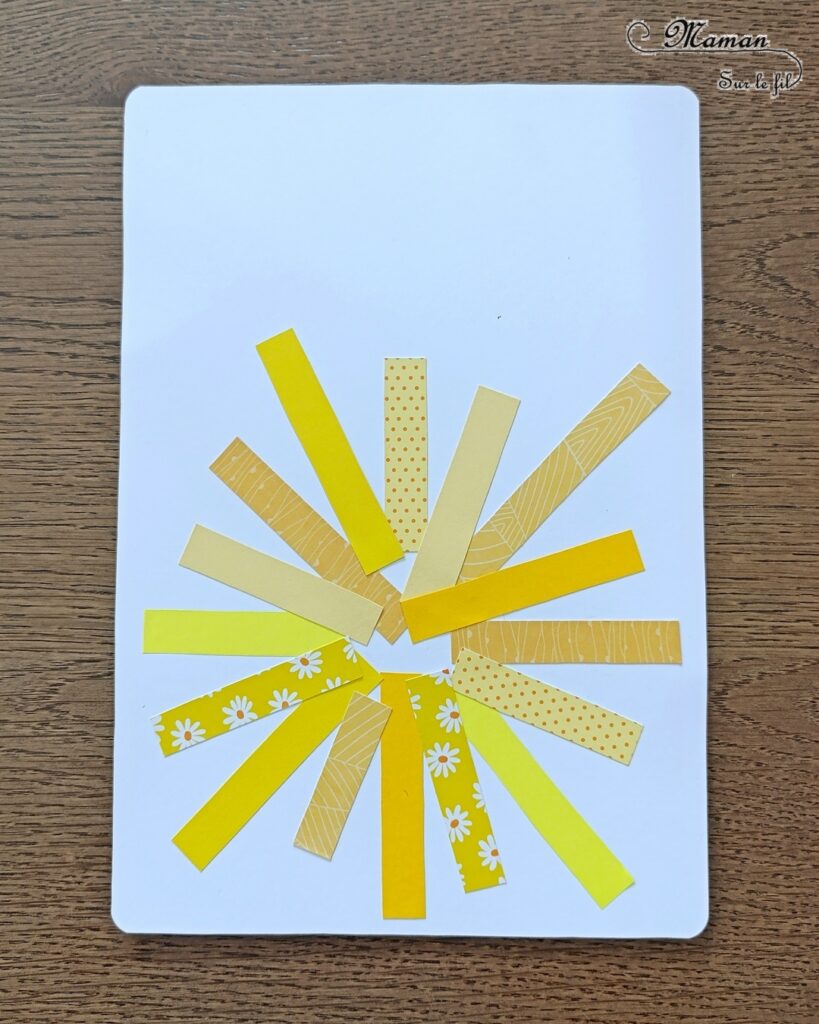 Créer une carte DIY You are my sunshine : activité créative et manuelle enfants - Soleil en bandes de papiers divers - Utilisation de chutes de papier - Géométrie, utilisation de la règle et du compas - Découpage et collage - Calligraphie - Carte à offrir à ceux qu'on aime - Cadeau fait maison - Thème météo, ciel, soleil, été, fête des mères, pères, parents - Bricolage et décoration sympa et facile - Arts visuels maternelle et élémentaire - Cycles 1 et 2 - Créativité - tutoriel photos - mslf