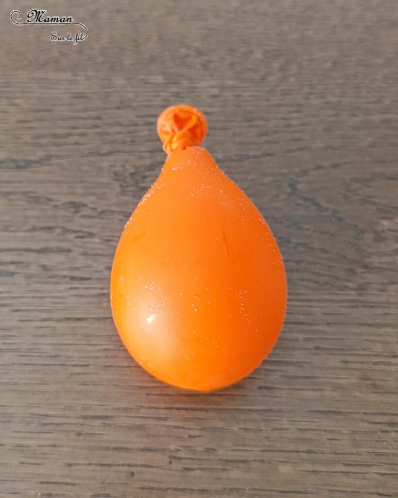 Fabriquer des poissons-globes qui gonflent comme par magie : activité créative, rigolote et manuelle enfants - Expérience ludique avec ballons, vinaigre blanc et bicarbonate - Bricolage facile et rigolo - Sciences pour les plus jeunes - Dessins - Thème poissons, animaux marins, mer, océans, été, 1er avril - Bricolage et décoration sympa et facile - Arts visuels maternelle et élémentaire - Cycles 1 et 2 - Créativité - tutoriel photos et vidéo - mslf