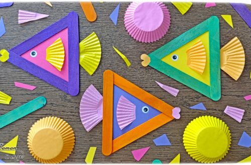 Fabriquer des poissons colorés avec des bâtonnets de bois et des caissettes à cupcakes : activité créative, récup' et manuelle enfants - Recyclage et surcyclage de gros bâtonnets en bois colorés et de caissettes couleurs Arc-en-ciel - Bricolage facile et rigolo - Découpage, collage - Gommettes Yeux - Thème poissons, animaux marins, mer, océans, été, 1er avril - Bricolage et décoration sympa et facile - Arts visuels maternelle et élémentaire - Cycles 1 et 2 - Créativité - tutoriel photos - mslf