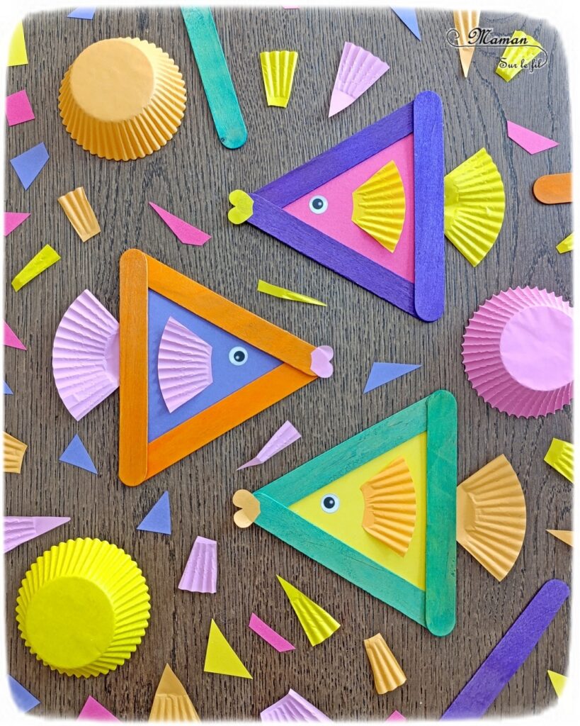 Fabriquer des poissons colorés avec des bâtonnets de bois et des caissettes à cupcakes : activité créative, récup' et manuelle enfants - Recyclage et surcyclage de gros bâtonnets en bois colorés et de caissettes couleurs Arc-en-ciel - Bricolage facile et rigolo - Découpage, collage - Gommettes Yeux - Thème poissons, animaux marins, mer, océans, été, 1er avril - Bricolage et décoration sympa et facile - Arts visuels maternelle et élémentaire - Cycles 1 et 2 - Créativité - tutoriel photos - mslf