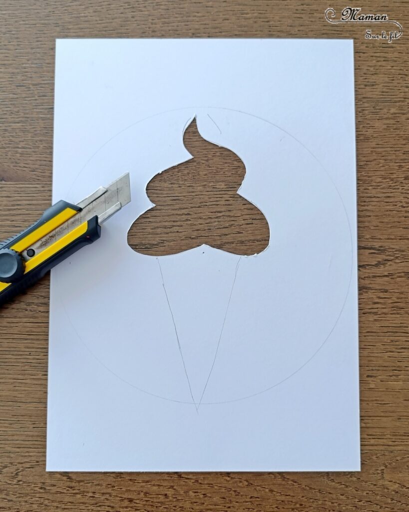Créer une glace italienne qui change de couleurs : activité créative, peinture et manuelle enfants - Peinture et bricolage ludique avec roue qui tourne - Peinture type aquarelle, géométrie avec tracé de cercle, découpage, dessin et graphismes, attache parisienne - Bricolage facile et rigolo - Thème alimentation, gourmandises sucrées, glaces, été - Bricolage et décoration sympa et facile - Arts visuels maternelle et élémentaire - Cycles 1 et 2 - Créativité - tutoriel photos et vidéo - mslf