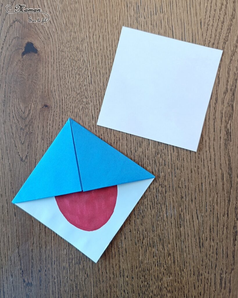 Fabriquer un marque-page Requin DIY en papier : activité créative et manuelle enfants - Pliage de papier et origami - Customisation en requin - Découpage, collage, coloriage et dessin - Cadeau à offrir Fait maison- Bricolage facile et rigolo - Thème animaux marins, océans, mer, été - Bricolage et décoration sympa et facile - Arts visuels maternelle et élémentaire - Cycles 1 et 2 - Créativité - tutoriel photos - mslf