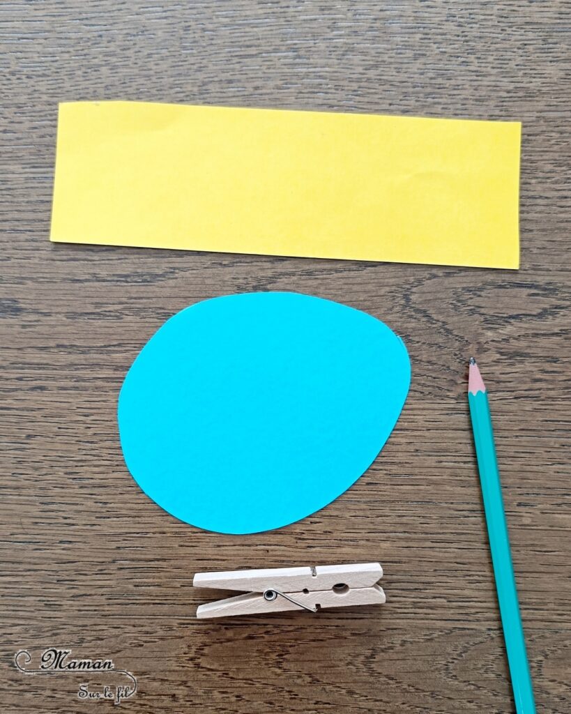 Fabriquer un requin Pince à linge et son petit poisson caché dans sa bouche : activité créative, rigolote et manuelle enfants - Découpage, collage, dessin - Pince à linge pour ouvrir la bouche du requin et faire apparaître un petit poisson - Muscler les petits doigts, motricité fine - Bricolage facile et rigolo - Thème animaux marins, océans, mer, été - Bricolage et décoration sympa et facile - Arts visuels maternelle et élémentaire - Cycles 1 et 2 - Créativité - tutoriel photos et vidéo - mslf
