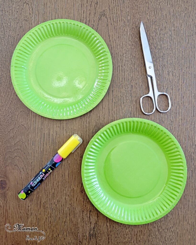 Fabriquer des tortues marines avec des assiettes en carton : activité créative, récup' et manuelle enfants - Recyclage et Surcyclage d'assiettes en carton - Déjà colorées ou alors à peindre - Peinture Verte - Découpage, collage, dessin - Bricolage facile et rigolo - Thème animaux marins, océans, mer, été - Bricolage et décoration sympa et facile - Arts visuels maternelle et élémentaire - Cycles 1 et 2 - Créativité - tutoriel photos - mslf