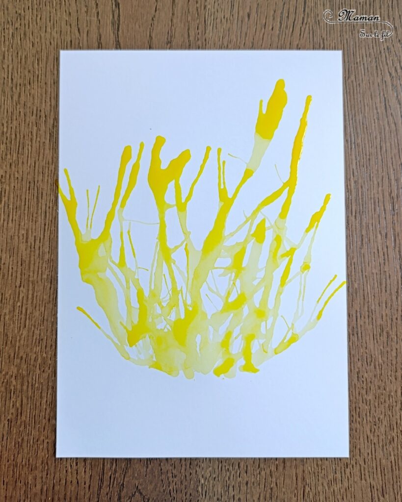 Créer un feu de camp en encre soufflée et éléments de la nature : activité créative, peinture et manuelle enfants - Technique des gouttes d'encre à dessiner soufflée à la paille - Dégradé de couleurs jaune, orange, rouge - Collage de branches de bois - Land art - Thème camping, vacances, été, colonies, camp d'été - Bricolage et décoration sympa et facile - Arts visuels maternelle et élémentaire - Cycles 1 et 2 - Créativité - tutoriel photos - mslf