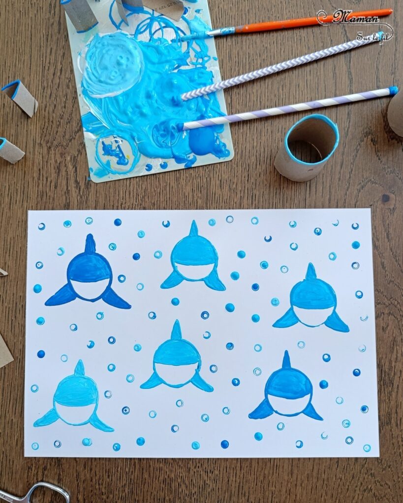Peindre des requins mignons avec un rouleau de PQ en carton : activité créative, peinture, récup' et manuelle enfants - Recyclage et Surcyclage de rouleaux de papier toilette en carton - Peinture du corps, des nageoires et de l'aileron - Coloriage au pinceau - Dessin de la langue au feutre puis gommettes Yeux - Bulles pour décorer le tour avec des pailles - Bricolage facile et rigolo - Thème animaux marins, océans, mer, été - Bricolage et décoration sympa et facile - Arts visuels maternelle et élémentaire - Cycles 1 et 2 - Créativité - tutoriel photos - mslf