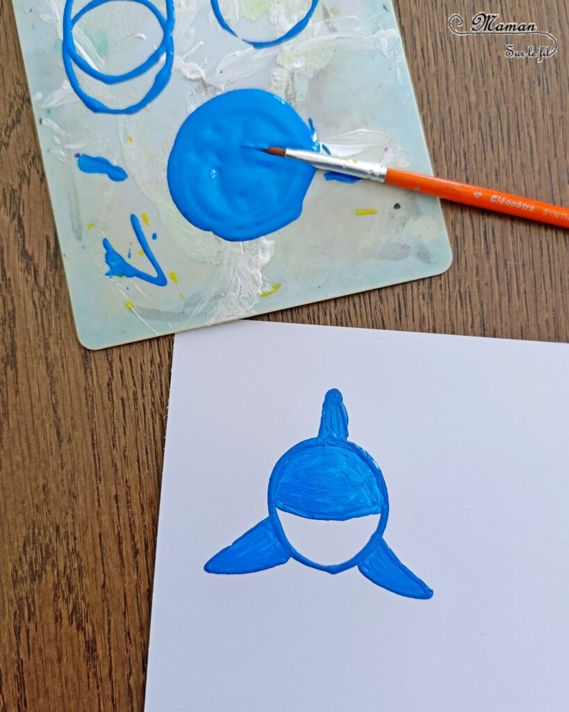 Peindre des requins mignons avec un rouleau de PQ en carton : activité créative, peinture, récup' et manuelle enfants - Recyclage et Surcyclage de rouleaux de papier toilette en carton - Peinture du corps, des nageoires et de l'aileron - Coloriage au pinceau - Dessin de la langue au feutre puis gommettes Yeux - Bulles pour décorer le tour avec des pailles - Bricolage facile et rigolo - Thème animaux marins, océans, mer, été - Bricolage et décoration sympa et facile - Arts visuels maternelle et élémentaire - Cycles 1 et 2 - Créativité - tutoriel photos - mslf