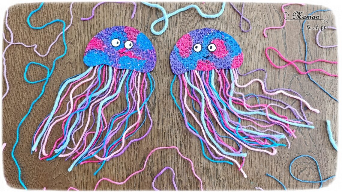 Fabriquer des méduses en papier à bulles et laine : activité créative, peinture, récup' et manuelle enfants - Recyclage et Surcyclage de papier à bulles et de chutes de laines et fils - Peinture rose, bleue, violette sur le papier à bulles - Consolidation avec du papier cartonné - Scotchage de la laine au dos - Yeux rigolos - Bricolage facile et rigolo - Thème animaux marins, océans, mer, été - Bricolage et décoration sympa et facile - Arts visuels maternelle et élémentaire - Cycles 1 et 2 - Créativité - tutoriel photos - mslf
