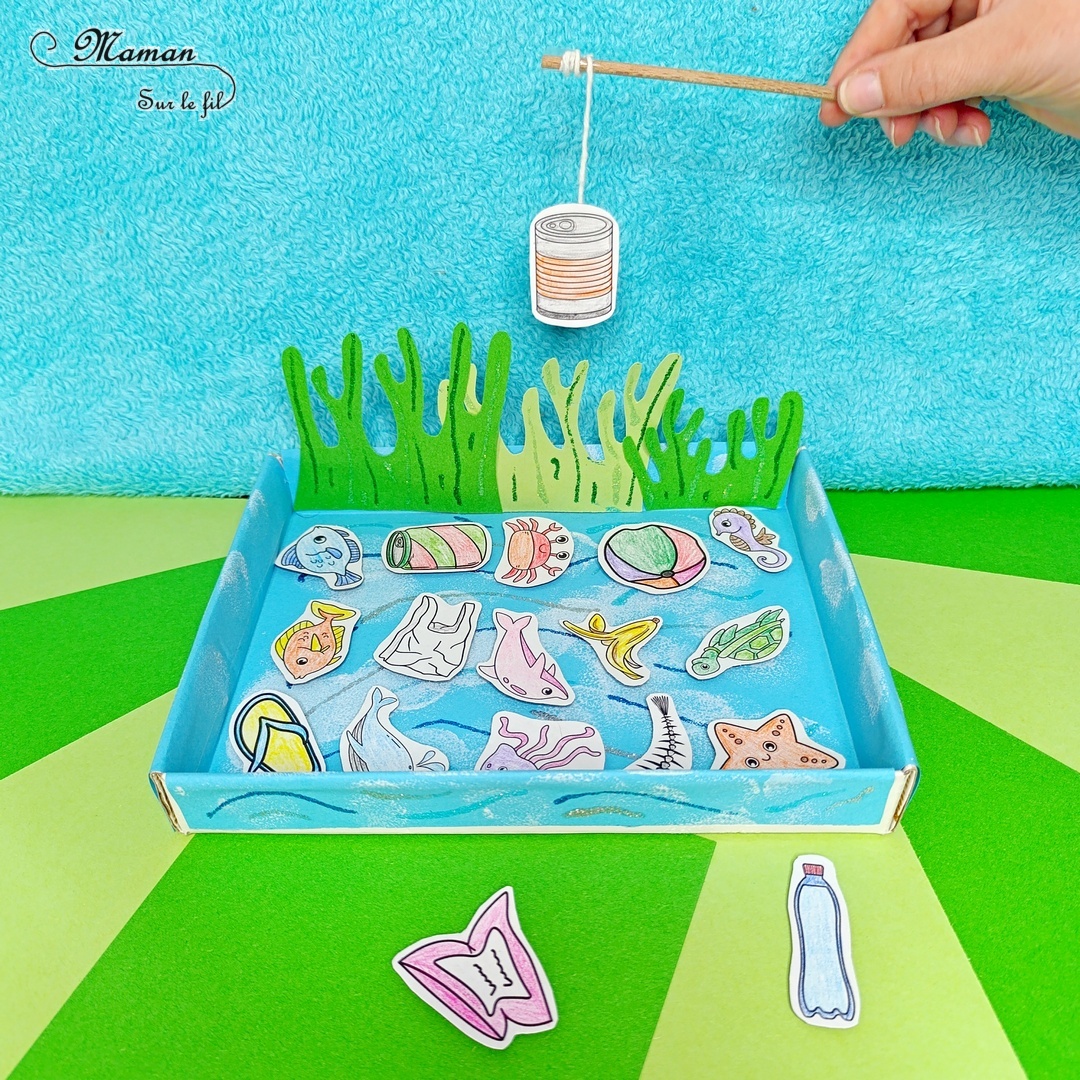 Fabriquer un jeu DIY - La pêche aux déchets : activité créative, peinture, récup' et manuelle enfants - Permet d'aborder l'importance de la protection des océans et des animaux marins, le respect de l'environnement, l'écologie, la gestion et le tri des déchets - Recyclage, surcyclage d'une boite en carton - Peinture, coloriage, dessin, découpage, collage - Pêche à la ligne avec trombone et aimant - Bricolage facile et rigolo - Thème animaux marins, océans, mer, été, respect de l'environnement, déchets - Bricolage et décoration sympa et facile - Arts visuels maternelle et élémentaire - Cycles 1 et 2 - Créativité - tutoriel photos - mslf