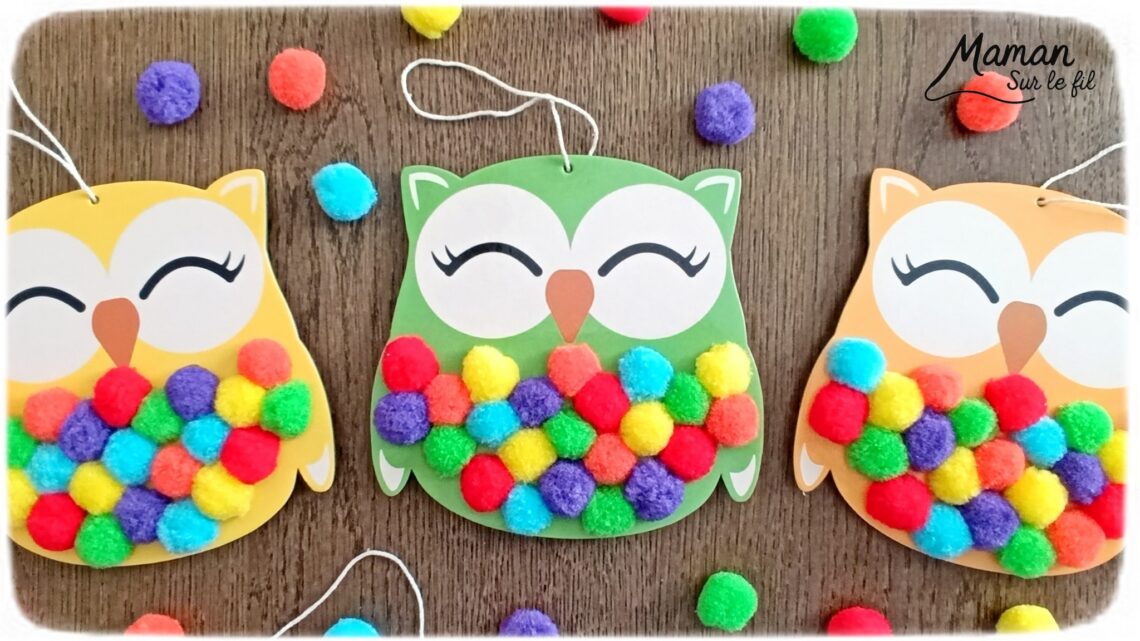 Kit Hiboux et pompons : activité créative et manuelle enfants - Le kit créatif vient de chez 10 Doigts - Il est tout compris et comprend le nécessaire pour créer 6 hiboux multicolores à suspendre - Motricité fine pour insérer les pompons - Bricolage et décoration DIY - Bricolage Fait maison, décoration - Kit tout compris - Thème Automne, animaux de la forêt, des bois, hiboux et chouettes, oiseaux - Bricolage sympa et facile - Arts visuels Maternelle et cycle 2 - Maternelle et élémentaire - Créativité - Cycle 1 ou 2 - tutoriel photos - mslf