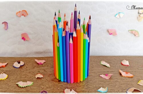 Fabriquer un pot à crayons avec des crayons aux couleurs de l'arc-en-ciel, pour la rentrée scolaire : activité créative, récup' et manuelle enfants - Récup', de vieux crayons de couleur arc-en-ciel et d'un vieux pot à crayons - Recyclage, récup', surcyclage - Collage - Bricolage DIY facile et rapide - Thème école, rentrée scolaire, matériel, crayons de couleur - Décoration DIY pour le bureau - Bricolage et décoration sympa et facile - Arts visuels maternelle et élémentaire - Cycles 1 et 2 - Créativité - tutoriel photos - mslf