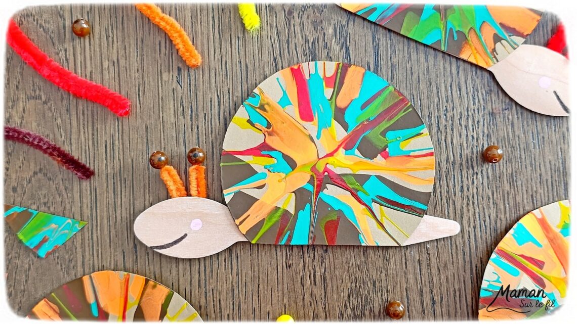 Peindre des escargots d'automne à l'essoreuse à salade : activité créative, peinture, récup' et manuelle enfants - Technique de peinture rigolote et recyclage, surcyclage de cuillères en bois - Coquilles peintes à l'essoreuse - Corps, tête et queue avec cuillères - Antennes et yeux avec fils chenille et perles - Géométrie, utilisation du compas, découpage - Couleurs automnales - Bricolage DIY facile et rapide - Thème automne, animaux de la forêt, des bois, insectes et autres petites bêtes - Décoration DIY - Bricolage et décoration sympa et facile - Arts visuels maternelle et élémentaire - Cycles 1 et 2 - Créativité - tutoriel photos - mslf