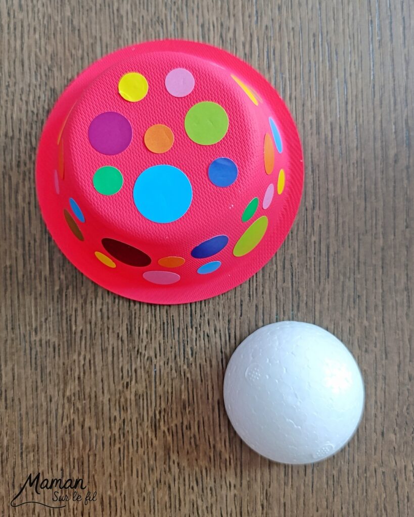 Fabriquer un champignon mignon d'automne avec un gobelet : activité créative et manuelle enfants - Le tutoriel et le matériel créatif vient de chez 10 Doigts - Peinture et gommettes pour un bricolage automnal simple et joli - Bricolage et décoration DIY - Bricolage Fait maison, décoration - Kit tout compris - Thème Automne, forêt, bois, champignons, feuilles mortes - Bricolage sympa et facile - Arts visuels Maternelle et cycle 2 - Maternelle et élémentaire - Créativité - Cycle 1 ou 2 - tutoriel photos - mslf