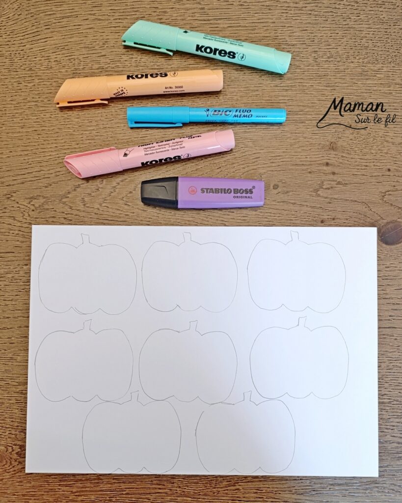 Créer des citrouilles d'Halloween fluos, colorées et psychédéliques : activité créative et manuelle enfants - Découpage, coloriage - Tracé de lignes verticales avec des surligneurs - Dessin - Bricolage et décoration DIY et facile - Bricolage Fait maison, décoration - Thème Halloween, automne, fruits et légumes - Bricolage sympa et facile - Arts visuels Maternelle et cycle 2 - Maternelle et élémentaire - Créativité - Cycle 1 ou 2 - tutoriel photos - mslf