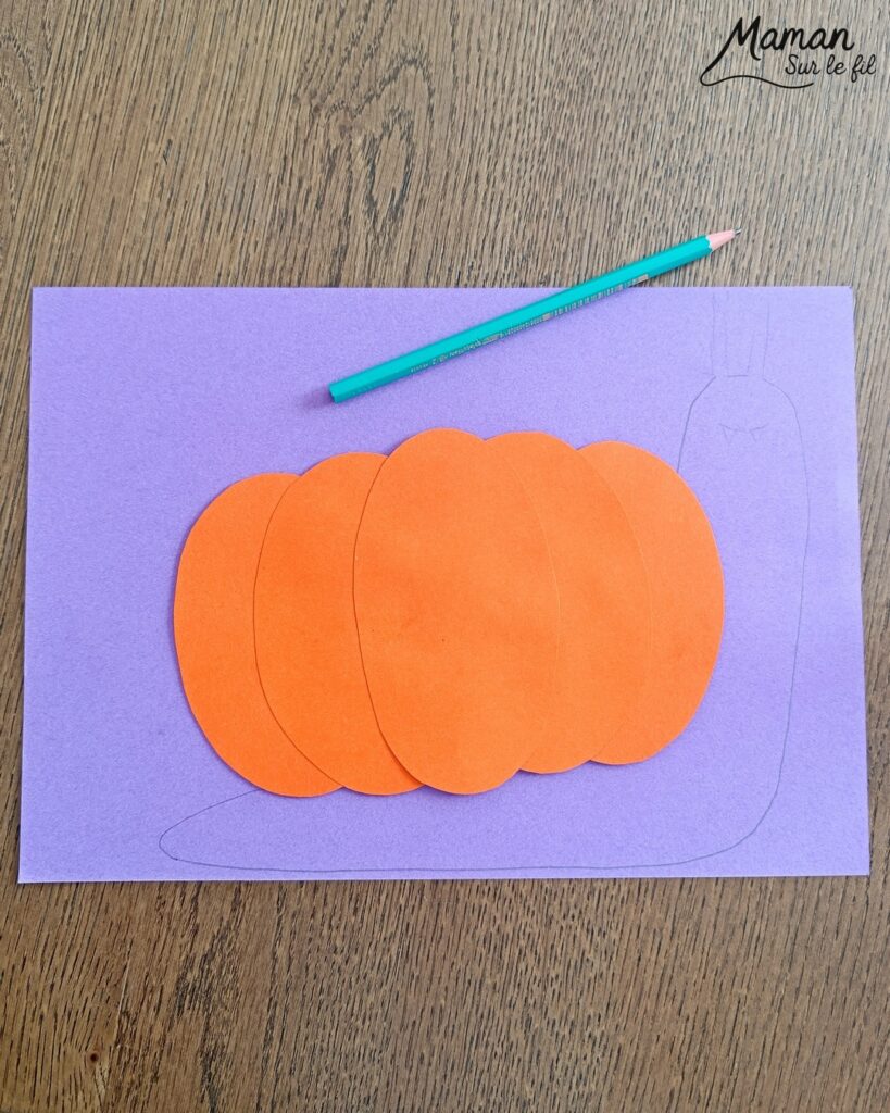 Créer un escargot Vampire et sa citrouille d'Halloween sur le dos : activité créative et manuelle enfants - Découpage, collage de papier - Yeux mobiles, Fil Chenille et branches - Personnage d'Halloween mignons - Citrouille et animaux de la forêt - Jeu DIY - Bricolage et décoration DIY et facile - Bricolage Fait maison, décoration - Thème Halloween, déguisement, automne, insectes et autres petites bêtes, animaux de la forêt - Bricolage sympa et facile - Arts visuels Maternelle et cycle 2 - Maternelle et élémentaire - Créativité - Cycle 1 ou 2 - tutoriel photos - mslf
