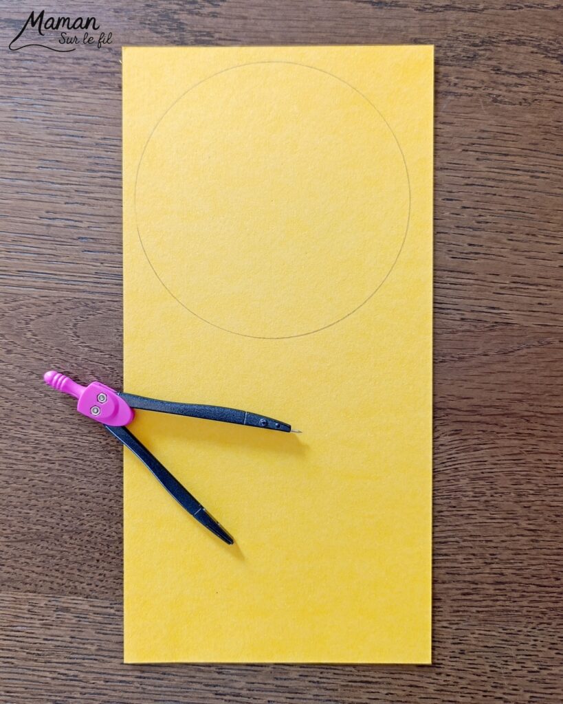 Fabriquer un manoir hanté Surprise avec ses fenêtres qui s'ouvrent et qui se ferment : activité créative et manuelle enfants - Découpage, collage - Personnages d'Halloween mignons - Citrouilles, bonbons, chauve-souris, hibou... Jeu DIY - Bricolage et décoration DIY et facile - Bricolage Fait maison, décoration - Thème Halloween, peur, nuit - Bricolage sympa et facile - Arts visuels Maternelle et cycle 2 - Maternelle et élémentaire - Créativité - Cycle 1 ou 2 - tutoriel photos et vidéo - mslf