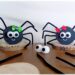 Fabriquer une araignée mimi pour Halloween : activité créative et manuelle enfants - Le tutoriel et le matériel créatif vient de chez 10 Doigts - Peinture, Polystyrène, Fils chenille, Gros yeux et Noeud - Rondin de bois et gommettes - Bricolage et décoration DIY - Bricolage Fait maison, décoration - Kit tout compris - Thème Halloween, araignées, insectes et autres petites bêtes, animaux de la forêt, bois - Bricolage sympa et facile - Arts visuels Maternelle et cycle 2 - Maternelle et élémentaire - Créativité - Cycle 1 ou 2 - tutoriel photos - mslf
