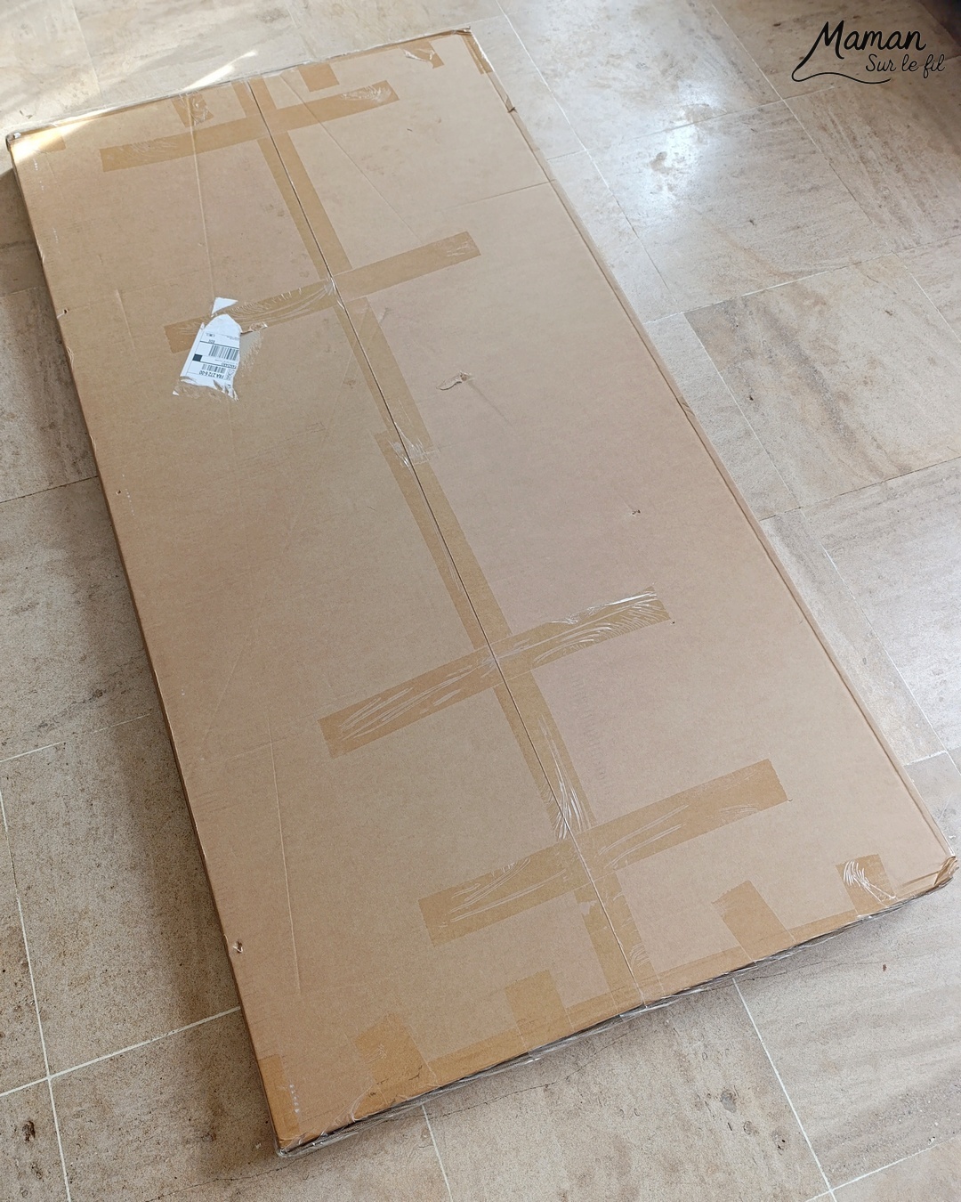 Mon nouveau coin bureau avec Flexispot : mon quotidien d'autoentrepreneur - Bureau assis debout ultra flexible E7 Pro avec pieds noirs et plateau Rotin brun pour associer à ma table à manger - Chaise ergonomique avec coussin confort Nuage - Bureau parfait pour alterner travail sur ordinateur et activités créatives - Parfait pour les personnes de petites et grandes tailles et pour les maux de dos - Etre à son compte, télétravail - Avis - mslf