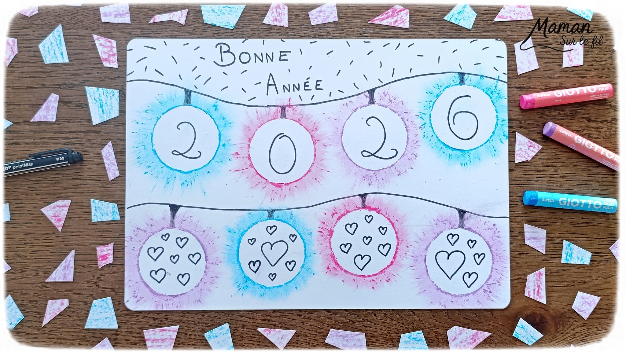 Créer une guirlande lumineuse en pastels étalés pour la nouvelle année : activité créative et manuelle enfants - Carte pour souhaiter une bonne année 2026 - Technique du pastel gras étalé au doigt pour un effet lumineux - Dessin, écriture et graphismes noirs - Nouvel an, Jour de l'an ou Noël - Bricolage et décoration DIY et facile - Bricolage Fait maison, décoration - Thème Fêtes de fin d'année, Nouvel an, Jour de l'an, bonne année - Bricolage sympa et facile - Arts visuels Maternelle et cycle 2 - Maternelle et élémentaire - Créativité - Cycle 1 ou 2 - tutoriel photos et vidéo - mslf