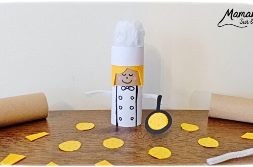 Fabriquer un cuisinier qui fait des crêpes pour la Chandeleur : activité créative, récup' et manuelle enfants - Recyclage, surcyclage de rouleau de papier toilette, PQ, en carton - Papier, feutrine pour les cheveux, papier de soie pour la toque - Dessin - Boulanger en action - Bricolage facile, mignon et rigolo - Thème Hiver, Chandeleur, goûters rigolos, gourmandises sucrées - Bricolage et décoration sympa et facile - Arts visuels maternelle et élémentaire - Cycles 1 et 2 - Créativité - tutoriel photos - mslf