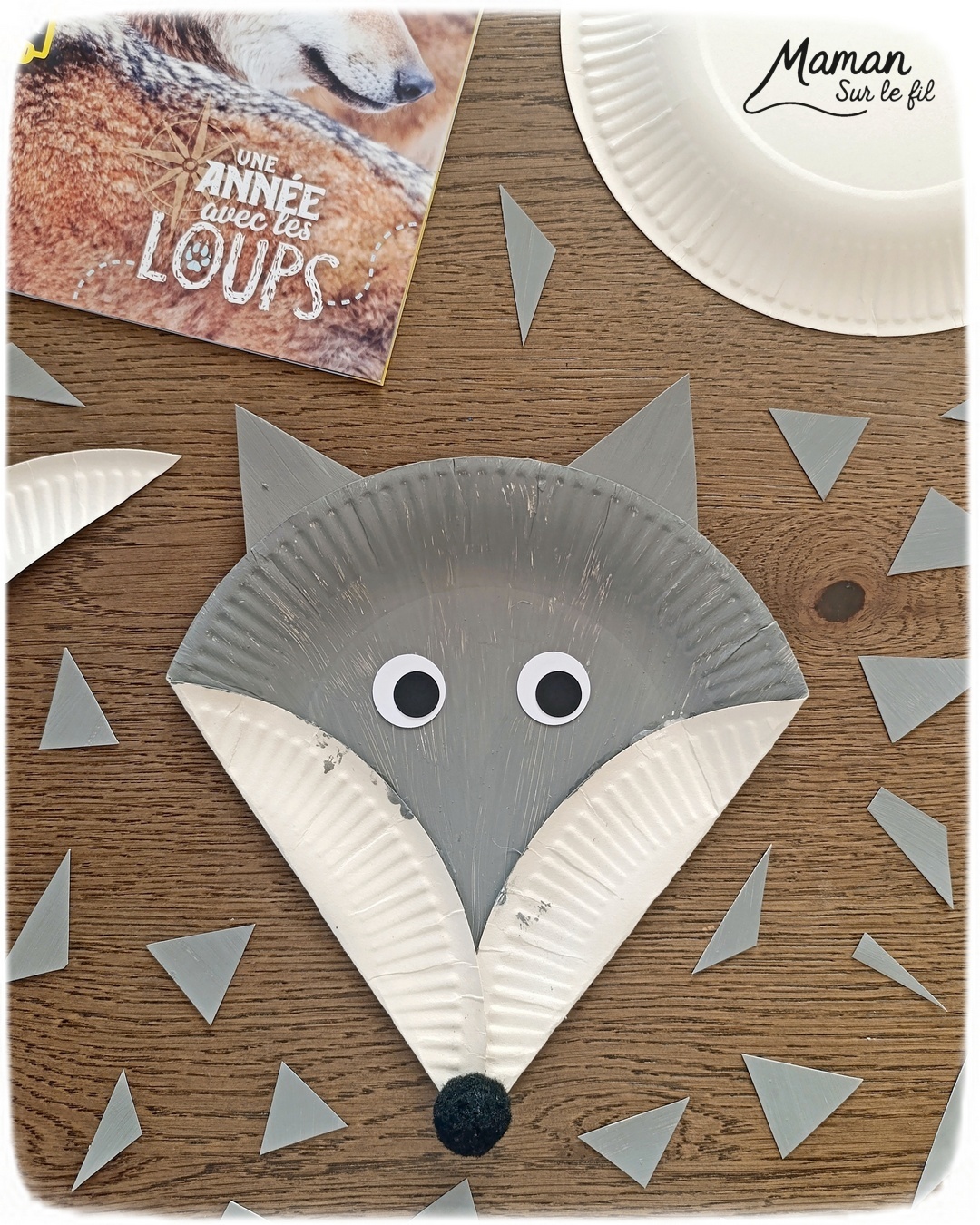 Fabriquer un loup avec une assiette en carton et présentation des magazines Salamandre : activité créative, récup' et manuelle et lecture enfants - Recyclage, surcyclage d'une assiette en carton - Peinture et bricolage simple - Découpage et collage de papier - Magazines Salamandre parfaits pour les petits amoureux de la nature et des animaux - 3 version pour tout âge - Complet et qualitatif - Reportages, belles photos, BD, jeux, activités manuelles... - Bricolage et décoration DIY et facile - Bricolage Fait maison, décoration - Thème hiver, animaux de la montage, de la forêt, nature - Bricolage sympa et facile - Arts visuels Maternelle et cycle 2 - Maternelle et élémentaire - Créativité et lecture jeunesse - Cycle 1 ou 2 - tutoriel photos - mslf
