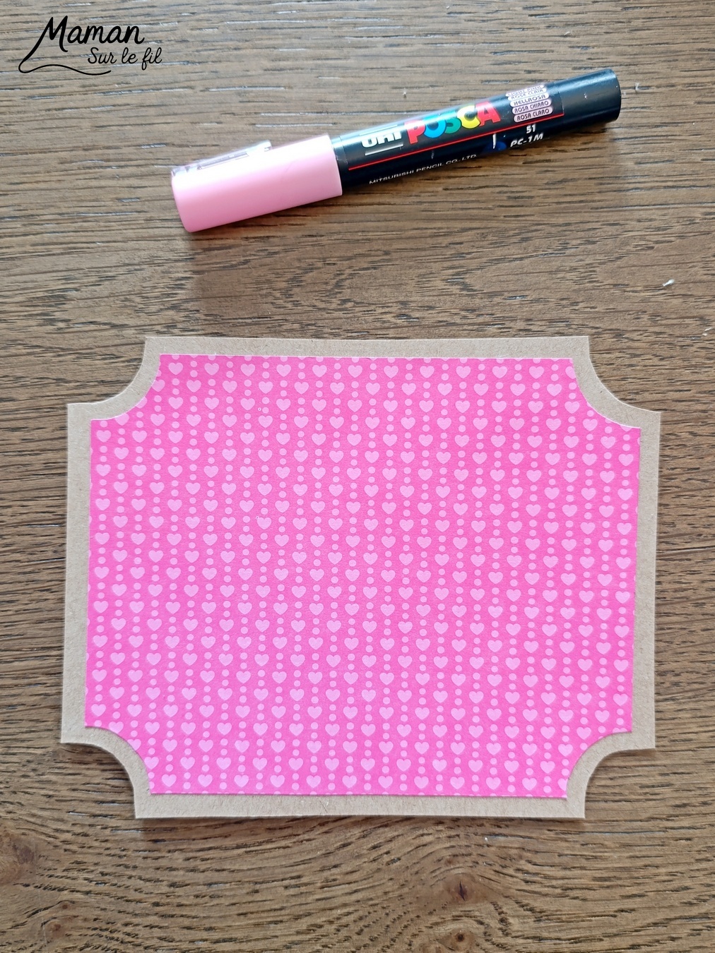 Fabriquer un tableau Couple de lièvres amoureux en récup' et présentation du nouveau magazine Petite Salamandre : activité créative, récup' et manuelle et lecture enfants - Recyclage, surcyclage d'une boite à oeufs et de carton - Découpage et collage de papier et de carton - Bricolage simple avec papier plein d'amour - Magazine Petite Salamandre parfaits pour les petits amoureux de la nature et des animaux 4 à 7 ans - Maternelle - 3 version pour tout âge - Complet et qualitatif - Reportages, belles photos, BD, jeux, activités manuelles... - Bricolage et décoration DIY et facile - Bricolage Fait maison, décoration - Thème Saint Valentin, amour, amitié, animaux de la forêt et campagne, nature - Bricolage sympa et facile - Arts visuels Maternelle et cycle 2 - Maternelle et élémentaire - Créativité et lecture jeunesse - Cycle 1 ou 2 - tutoriel photos - mslf