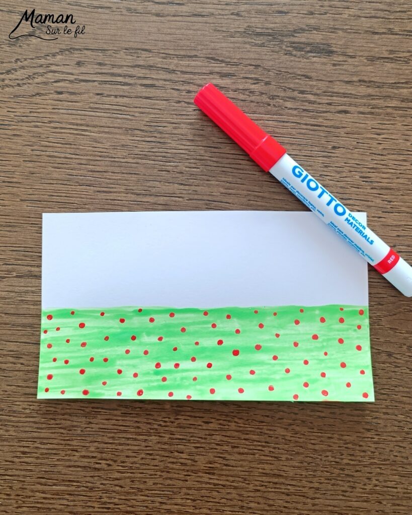 Fabriquer un clown aux cheveux avec un rouleau de PQ en carton : activité créative, récup', peinture et manuelle enfants - Recyclage, surcyclage d'un rouleau de papier toilette - Peindre une bande de papier avec peinture fluo - Pompon pour le nez - Cheveux frisés avec des fils chenille ondulé - Yeux mobiles, noeud papillon en carton - Bricolage facile, coloré et rigolo - Thème Carnaval, Mardi-Gras, cirque, anniversaire et fêtes - Bricolage et décoration sympa et facile - Arts visuels maternelle et élémentaire - Cycles 1 et 2 - Créativité - tutoriel photos - mslf