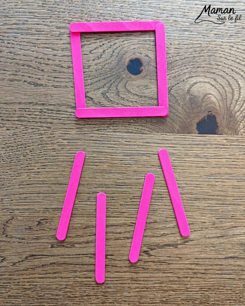 Créer des petits cadres en récup' avec un couple Coeur : activité créative, peinture, récup' et manuelle enfants - Recyclage, surcyclage de bâtonnets de glace en bois - Peinture au doigts pour le couple Coeurs et petits dessins au feutre fin noir - Tableau DIY Fait maison à offrir - Cadeau - Bricolage facile et rigolo - Thème Saint Valentin, amour, amitié, coeurs, fête des mères, pères, grands-mères, grands-pères, à offrir - Cadeau DIY - Bricolage et décoration sympa et facile - Arts visuels maternelle et élémentaire - Cycles 1 et 2 - Créativité - tutoriel photos - mslf