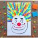 Créer un clown aux cheveux fous en pâte à modeler fluo étalée au doigt : activité créative, sensoriel et manuelle enfants - Dessin d'une tête de clown aux feutres noir et rouge - Cheveux multicolore créés en étalant des boules de pâte à modeler - Motricité fine, musculation des doigts, sensoriel - Bricolage facile, coloré et rigolo - Thème Carnaval, Mardi-Gras, cirque, anniversaire et fêtes - Bricolage et décoration sympa et facile - Arts visuels maternelle et élémentaire - Cycles 1 et 2 - Créativité - tutoriel photos et vidéo - mslf