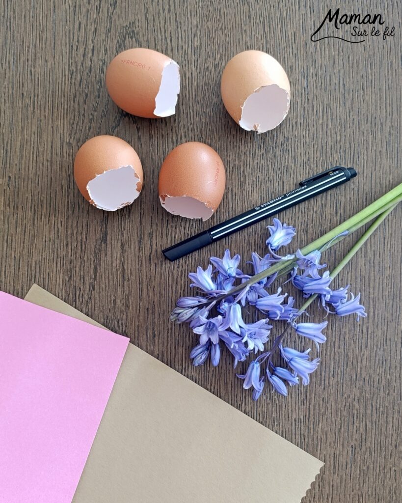 Fabriquer des lapins fleuris avec des coquilles d'oeufs : activité créative, récup', nature et manuelle enfants - Coquilles d'oeufs utilisées comme des vases - Oreilles de lapins de Pâques avec papier - Fleurs pour décorer la tête et les cheveux - Décoration éphémère DIY Fait maison - Cadeau DIY, fait maison à offrir - Bricolage facile - Land Art, Atelier nature, école dehors - Thème fleurs, nature, printemps, Pâques, oeufs, lapins, animaux de la forêt ou de la ferme - Bricolage et décoration sympa et facile - Arts visuels maternelle et élémentaire - Cycles 1 et 2 - Créativité - tutoriel photos - mslf