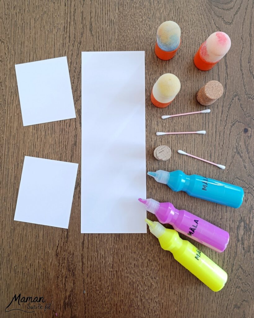 Peindre des oeufs de Pâques façon Pop Art à l'essoreuse à salade : activité créative, peinture et manuelle enfants - Techniques de peinture ludiques : essoreuse à salade pour le fond et tampons, cotons-tiges et bouchons pour l'oeuf - Marge noire pour le contraste - Découpage, collage - Couleurs vives pour contraste avec le noir - Décoration DIY Fait maison - Bricolage facile - Thème Pâques, gourmandises, chocolat, oeufs - Bricolage et décoration sympa et facile - Arts visuels maternelle et élémentaire - Cycles 1 et 2 - Créativité - tutoriel photos - mslf