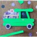 Fabriquer un camion printanier pour le transport des fleurs : activité créative, récup', nature, peinture et manuelle enfants - Recyclage, surcyclage de bâtonnets de glace en bois - Peindre en vert pour rappeler l'herbe du printemps - Carton pour la barrière - Papier pour les roues et la fenêtre - Fleurs séchées collées sur une pochette plastique - Utiliser les trésors du printemps - Land Art, atelier nature, école dehors - Décoration DIY Fait maison - Cadeau DIY, fait maison à offrir - Bricolage facile et rapide - Thème fleurs, nature, printemps, véhicules terrestres - Bricolage et décoration sympa et facile - Arts visuels maternelle et élémentaire - Cycles 1 et 2 - Créativité - tutoriel photos - mslf