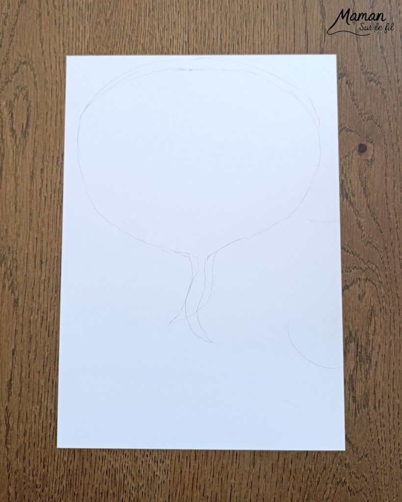 Créer un radis en mosaïque de papier déchiré : activité créative, coloriage et manuelle enfants - Déchirage, découpage et collage de papier - Coloriage au crayon de couleurs pour le fond du rais et pour les feuilles - Papier bleu et marron pour donner l'impression qu'il est planté dans la terre - Décoration DIY Fait maison - Bricolage facile et rapide - Thème fruits et légumes, potager, jardinage, nature, printemps - Bricolage et décoration sympa et facile - Arts visuels maternelle et élémentaire - Cycles 1 et 2 - Créativité - tutoriel photos - mslf